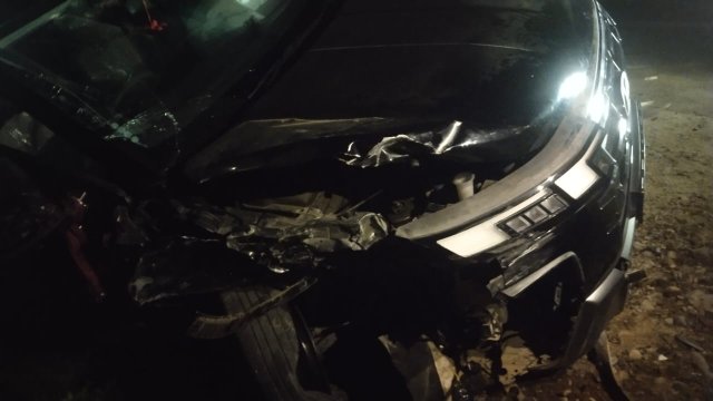 ब्रेज़ा और ईको की टक्कर, दोनों परिवार हुए घायल